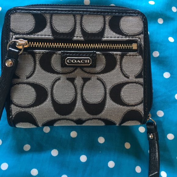 Coach Handbags - Coach wallet Coach Handbags - Coach wallet